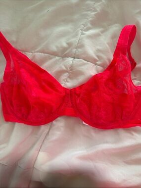 Women's tomato colored Lace Underwire Bra